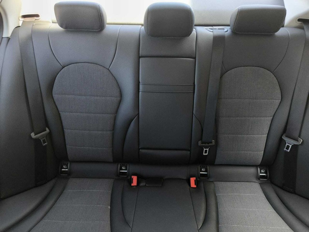 Mercedes Clase C 220 D AMG LINE  - Foto 2