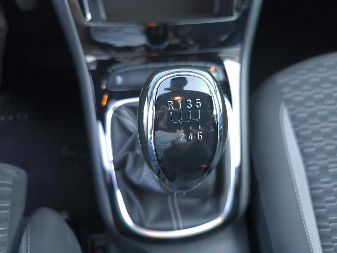 Opel Astra 1.5 D DVC 77 KW 105 CV EDITION  - Foto 2