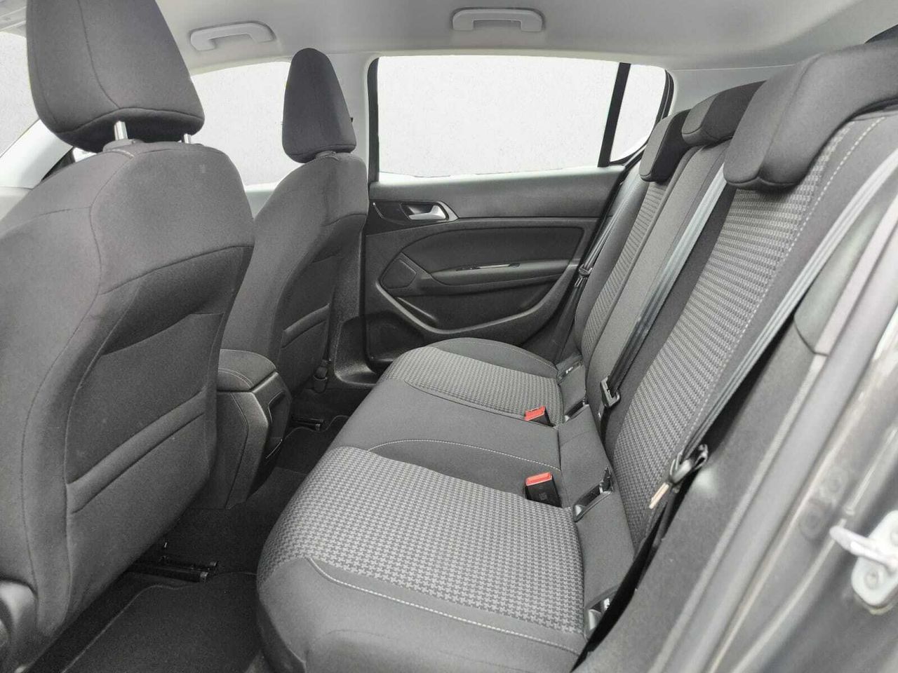 Peugeot 308 ACTIVE PACK BLUE HDI 130 CV  - Foto 2