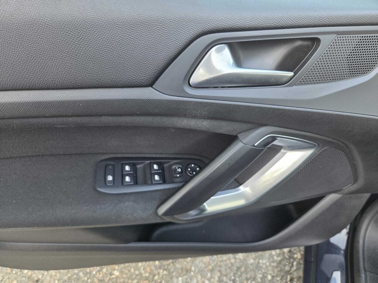 Peugeot 308 STYLE BLUE HDI 130 CV  - Foto 2