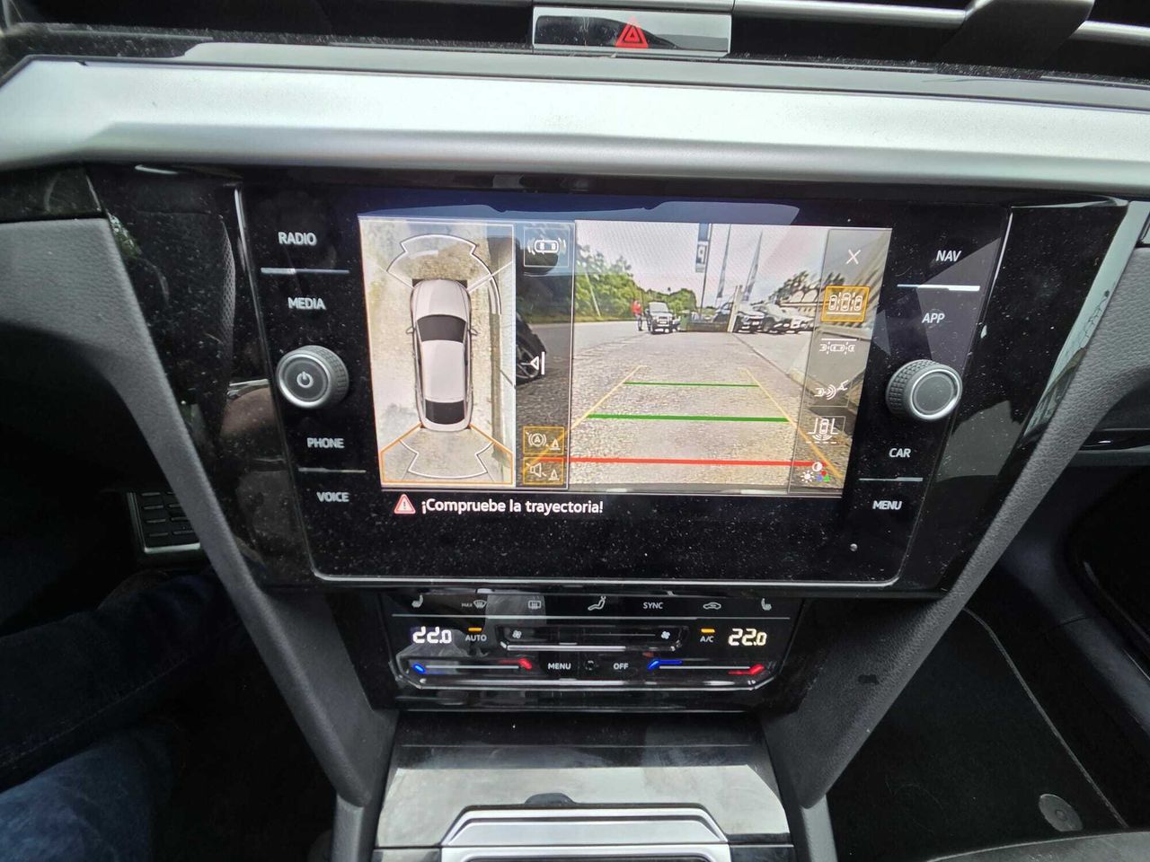 Volkswagen Arteon R LINE 2.0 TDI 200 CV DSG  - Foto 2