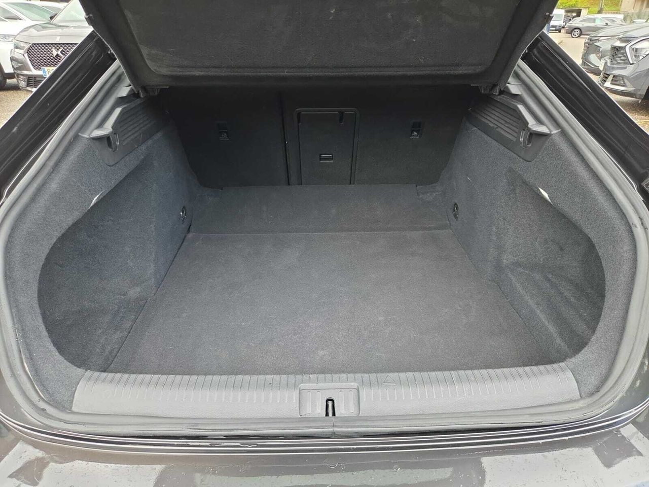 Volkswagen Arteon R LINE 2.0 TDI 200 CV DSG  - Foto 2