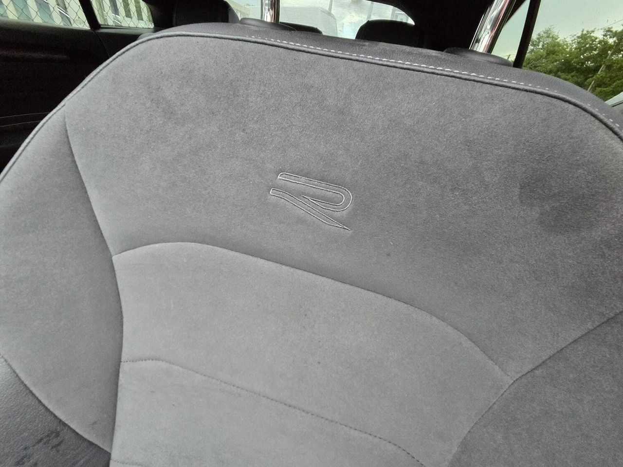 Volkswagen Arteon R LINE 2.0 TDI 200 CV DSG  - Foto 2