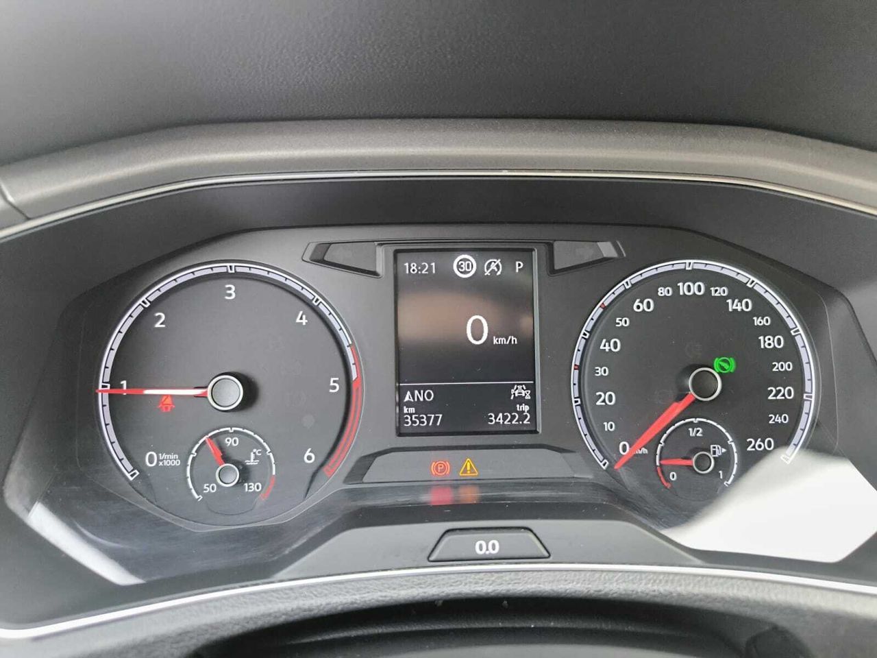 Volkswagen T-Roc ADVANCE 2.0 TDI 150 CV DSG  - Foto 2