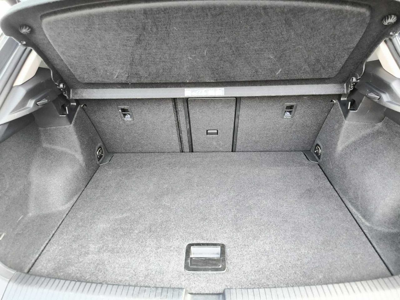 Volkswagen T-Roc ADVANCE 2.0 TDI 150 CV DSG  - Foto 2