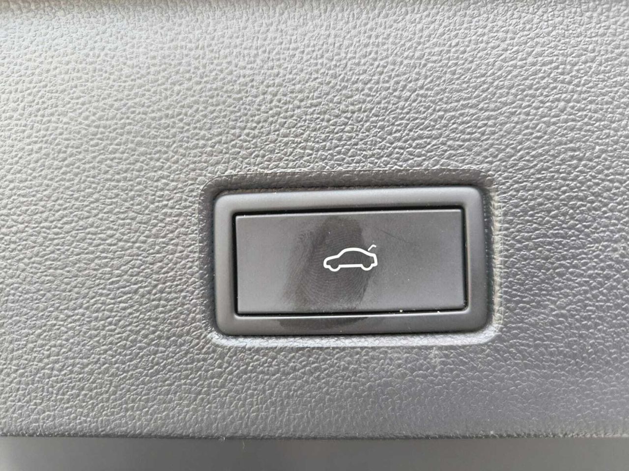 Volkswagen T-Roc ADVANCE 2.0 TDI 150 CV DSG  - Foto 2