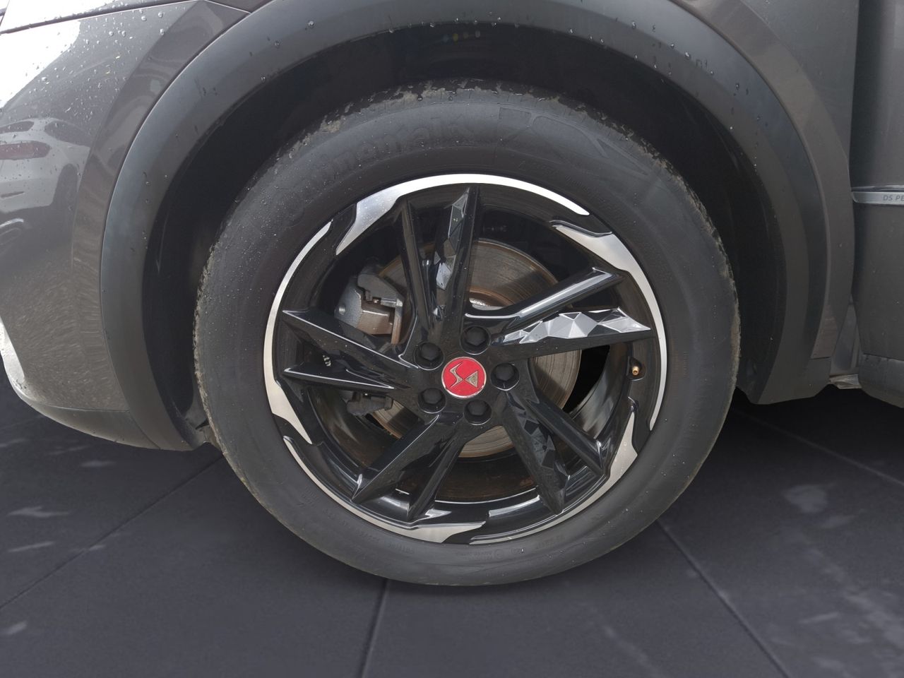 DS DS 7 CROSSBACK E TENSE 225 PERFORMANCE LINE  - Foto 2