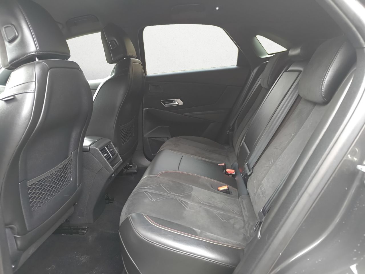 DS DS 7 CROSSBACK E TENSE 225 PERFORMANCE LINE  - Foto 2