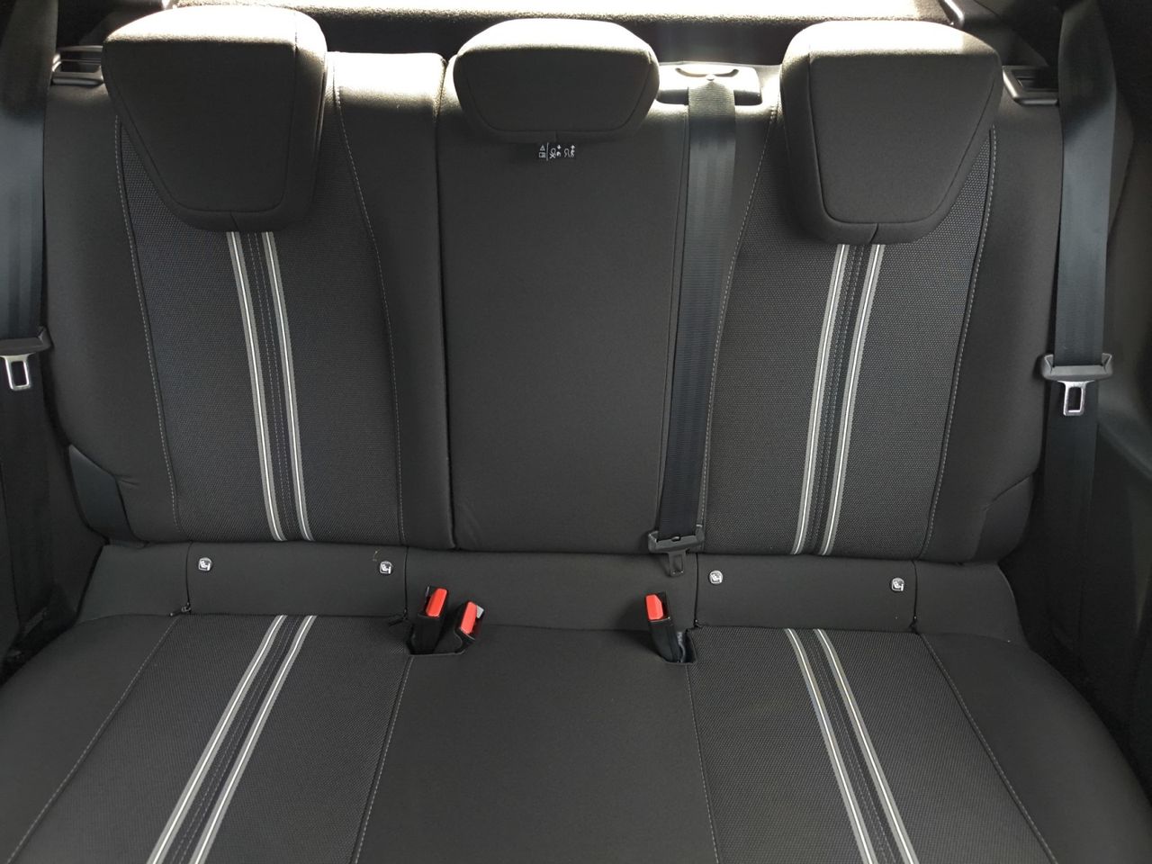 Opel Corsa GS 1.2 T XHL MT6  - Foto 2