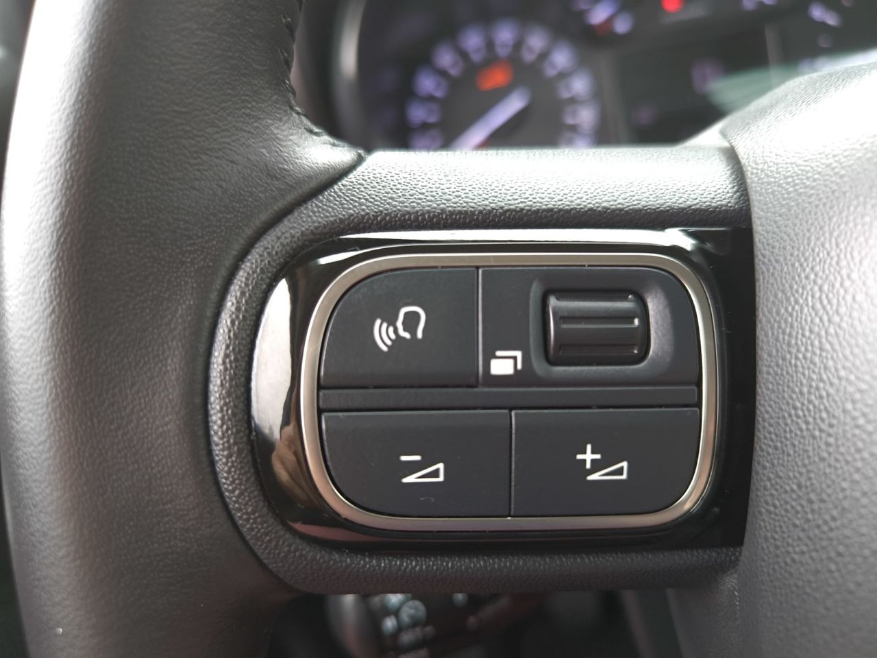 Citroën C3 Aircross HDI  110CV  C-SERIES  - Foto 2