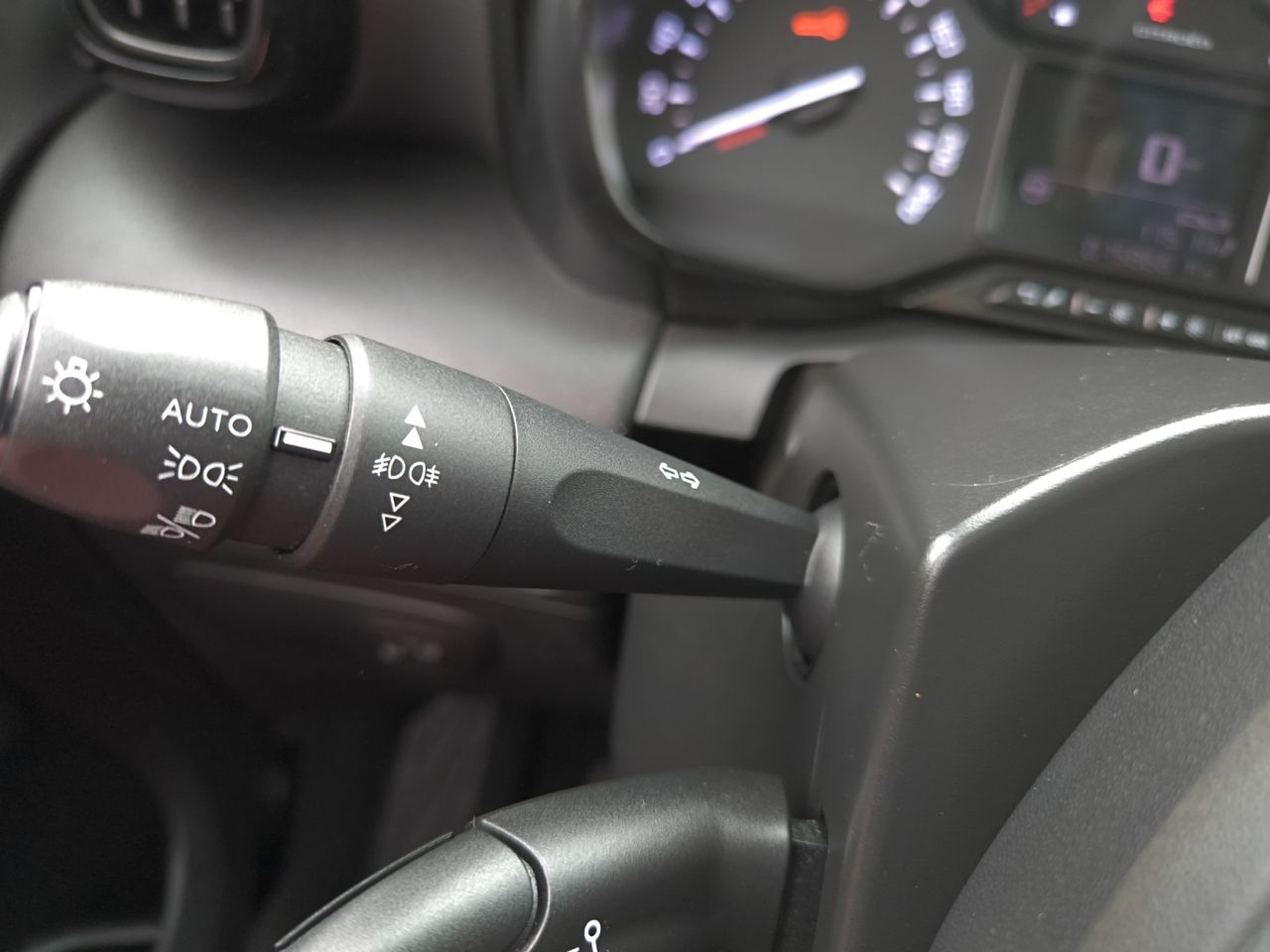 Citroën C3 Aircross HDI  110CV  C-SERIES  - Foto 2