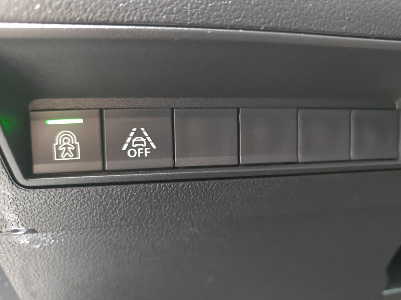 Peugeot Rifter ALLURE  HDI 130CV    7 PLAZAS  - Foto 2