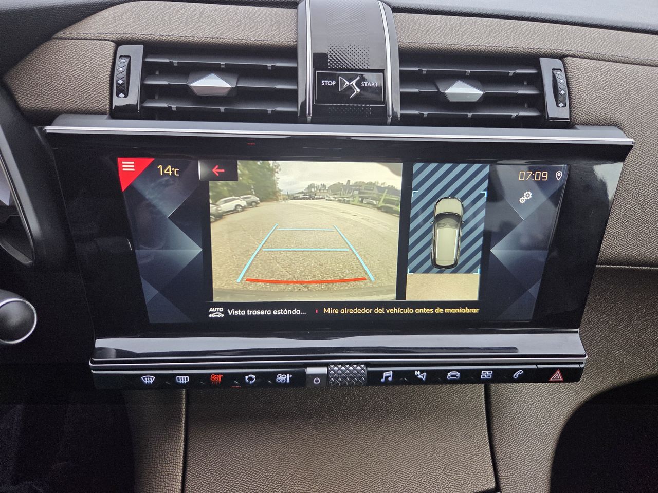 DS DS 7 180 AUT  SO CHIC   - Foto 2