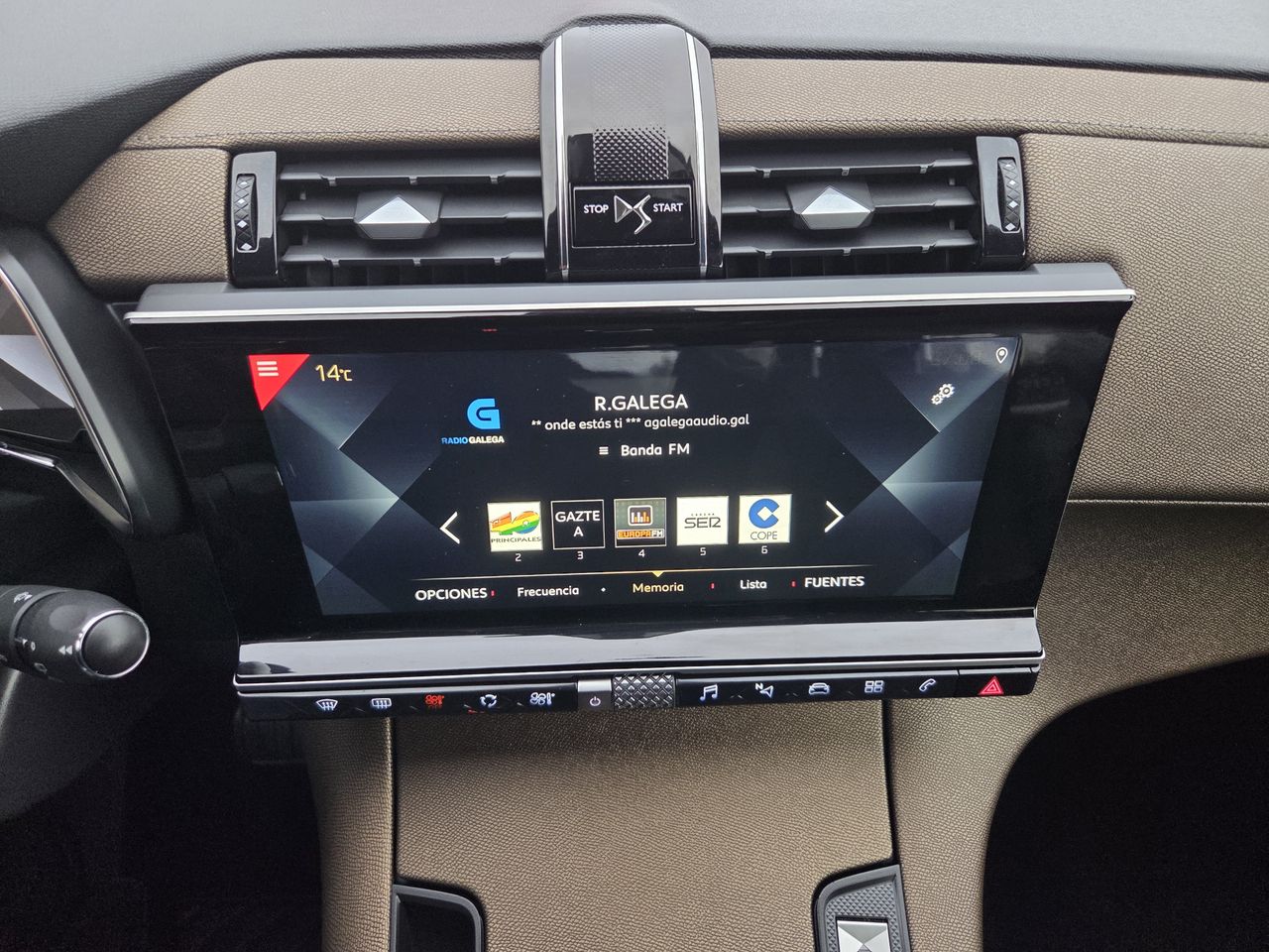 DS DS 7 180 AUT  SO CHIC   - Foto 2