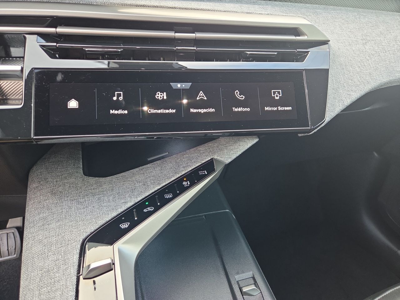 Peugeot 3008 Hybrid 3008 Allure HYBRID 145 e-DCS6  - Foto 2