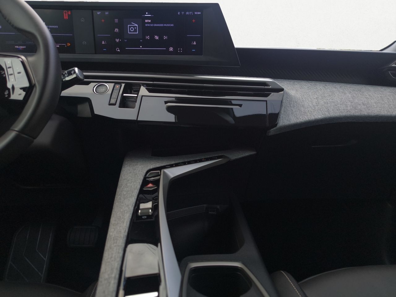 Peugeot 5008 5008 Hybrid 1.2 Allure eDCS6  - Foto 2