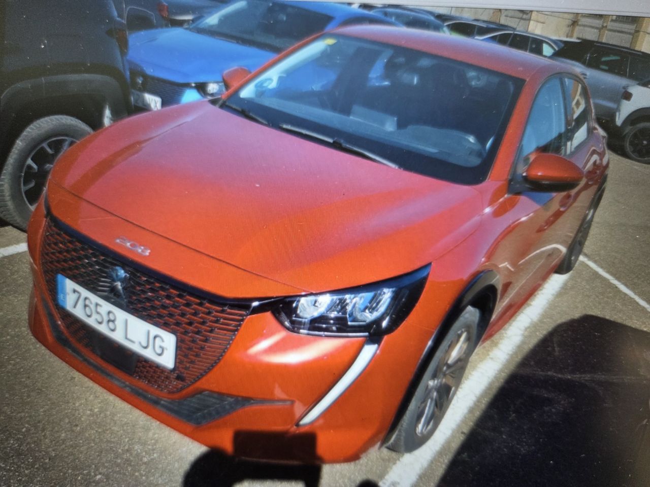 Peugeot e-208 ALLURE  - Foto 2