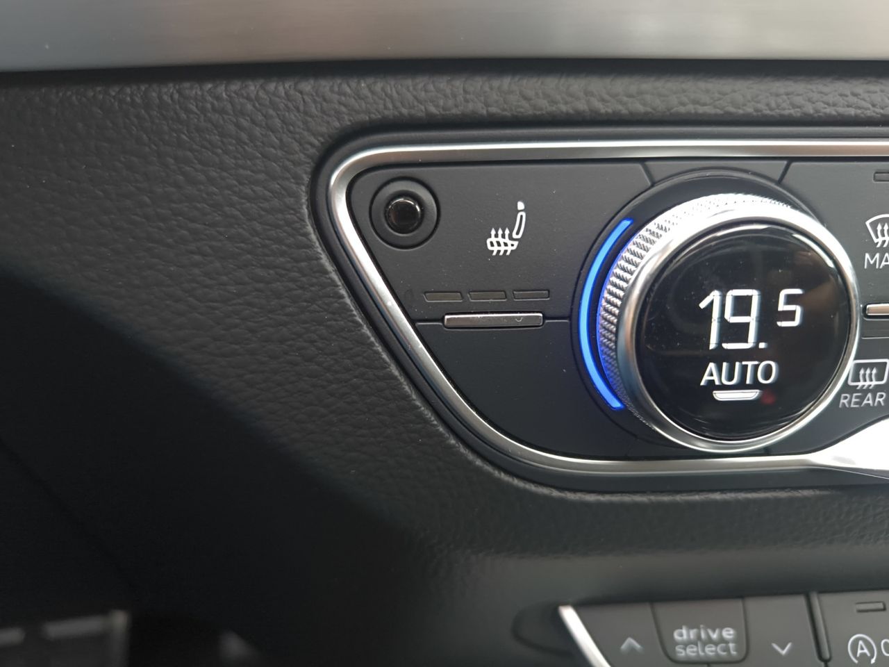 Audi Q5 BLACK LINE 40 TDI QUATTROULTRA  - Foto 2