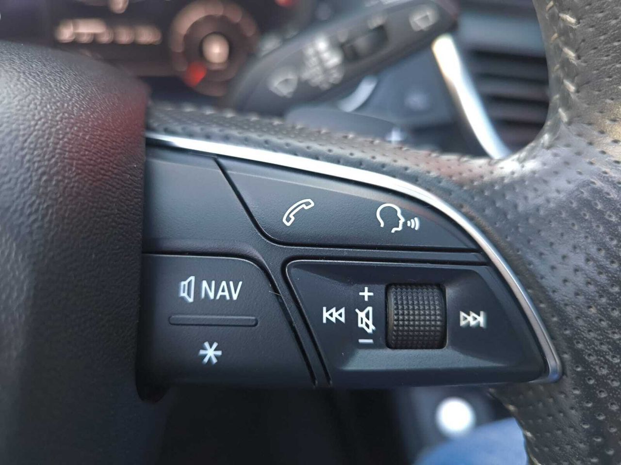 Audi Q5 BLACK LINE 40 TDI QUATTROULTRA  - Foto 2