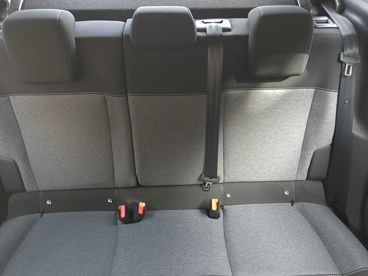 Citroën C4  BLUE HDI 110 CV  - Foto 2