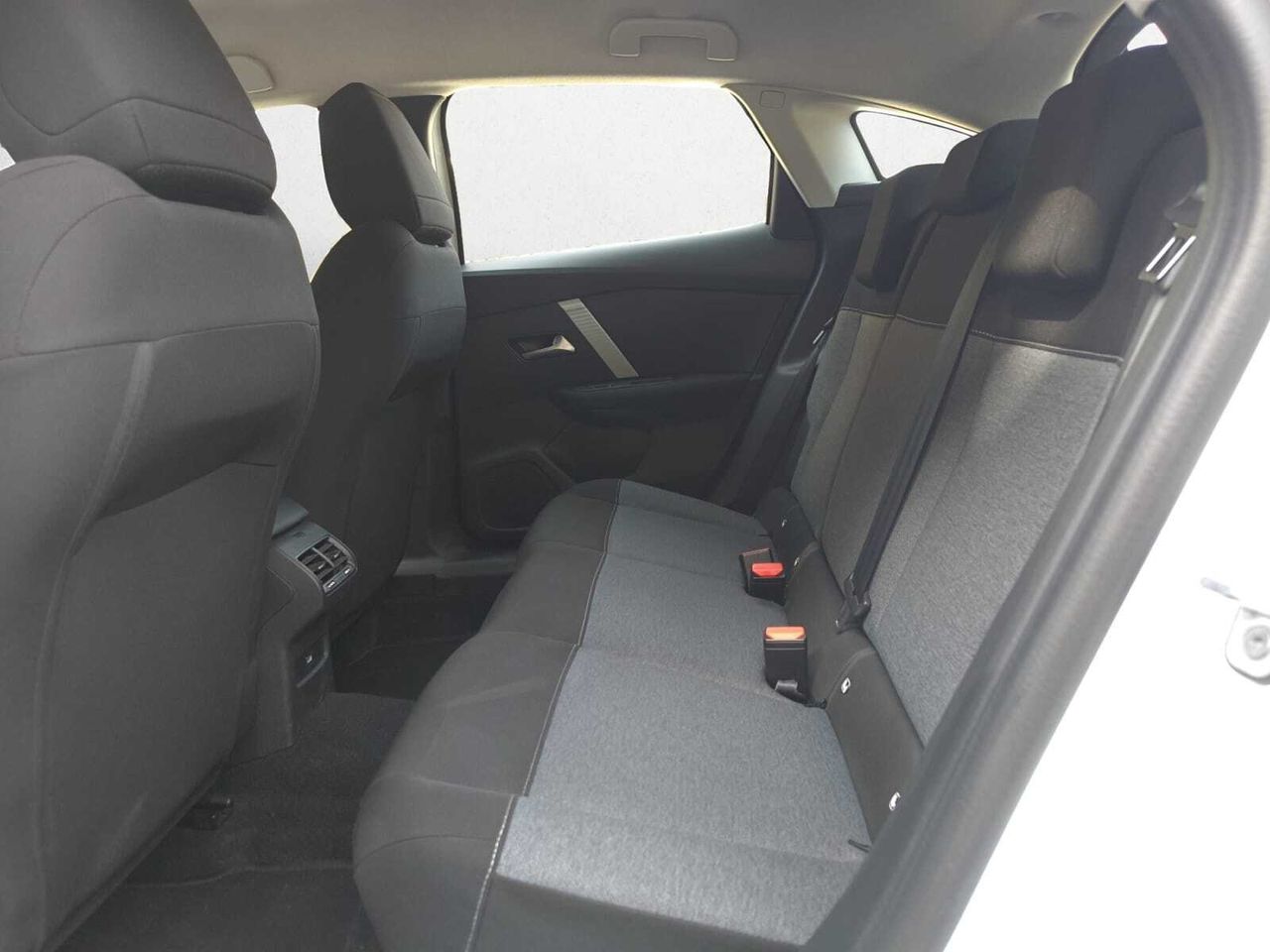 Citroën C4  BLUE HDI 110 CV  - Foto 2