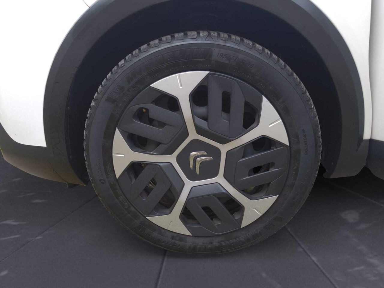 Citroën C4  BLUE HDI 110 CV  - Foto 2