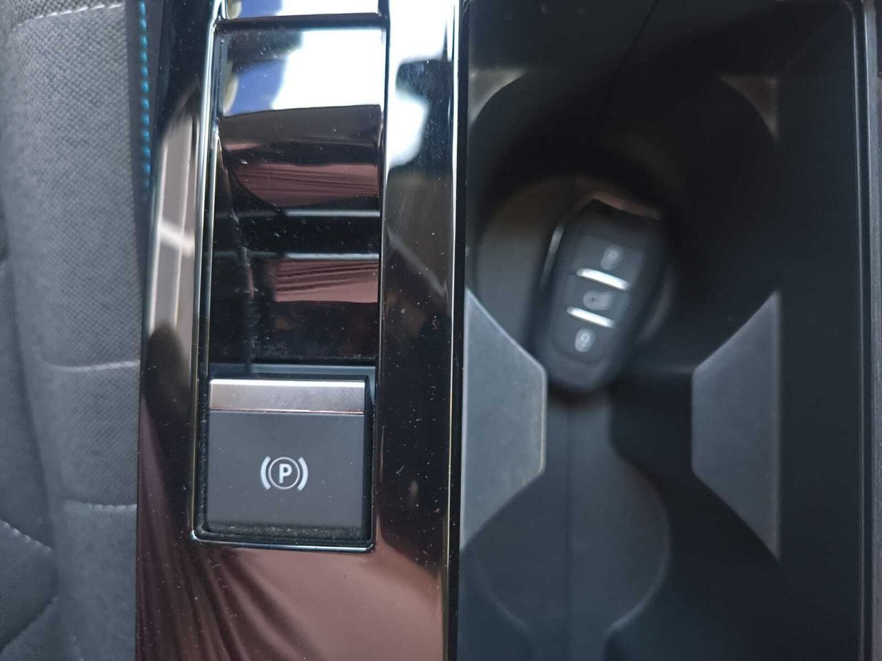 Citroën C4 BLUE HDI 130 CV EAT8 FEEL PACK  - Foto 2