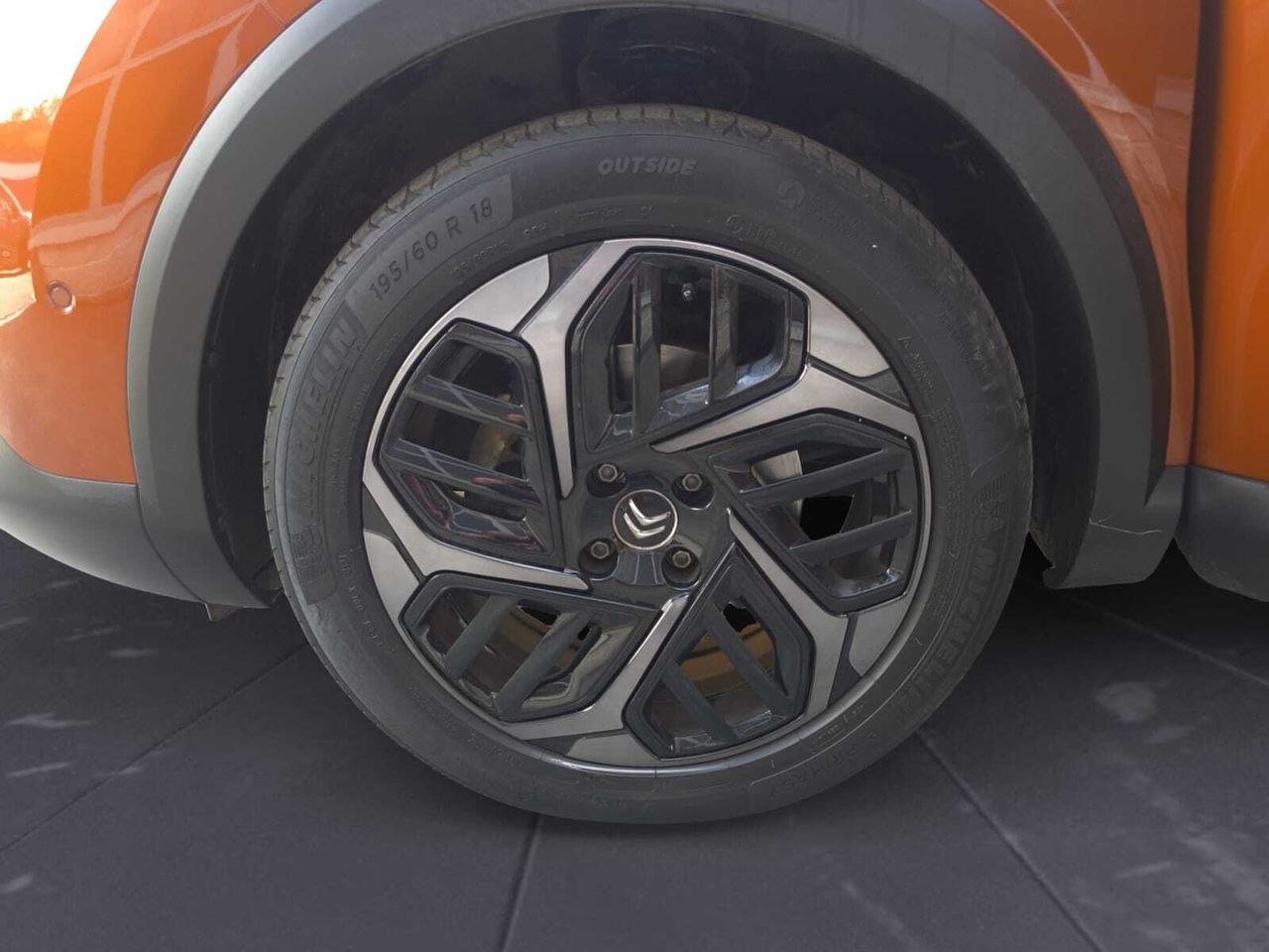 Citroën C4 BLUE HDI 130 CV EAT8 FEEL PACK  - Foto 2