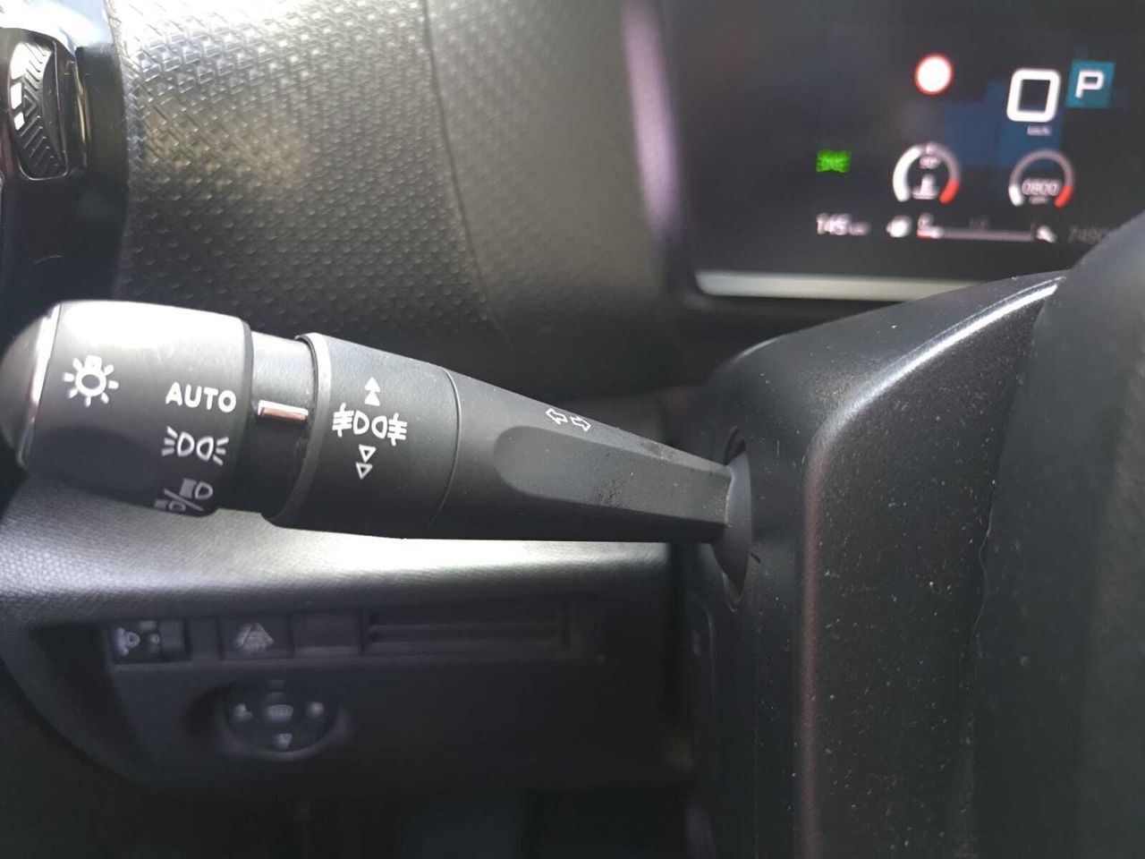 Citroën C4 BLUE HDI 130 CV EAT8 FEEL PACK  - Foto 2