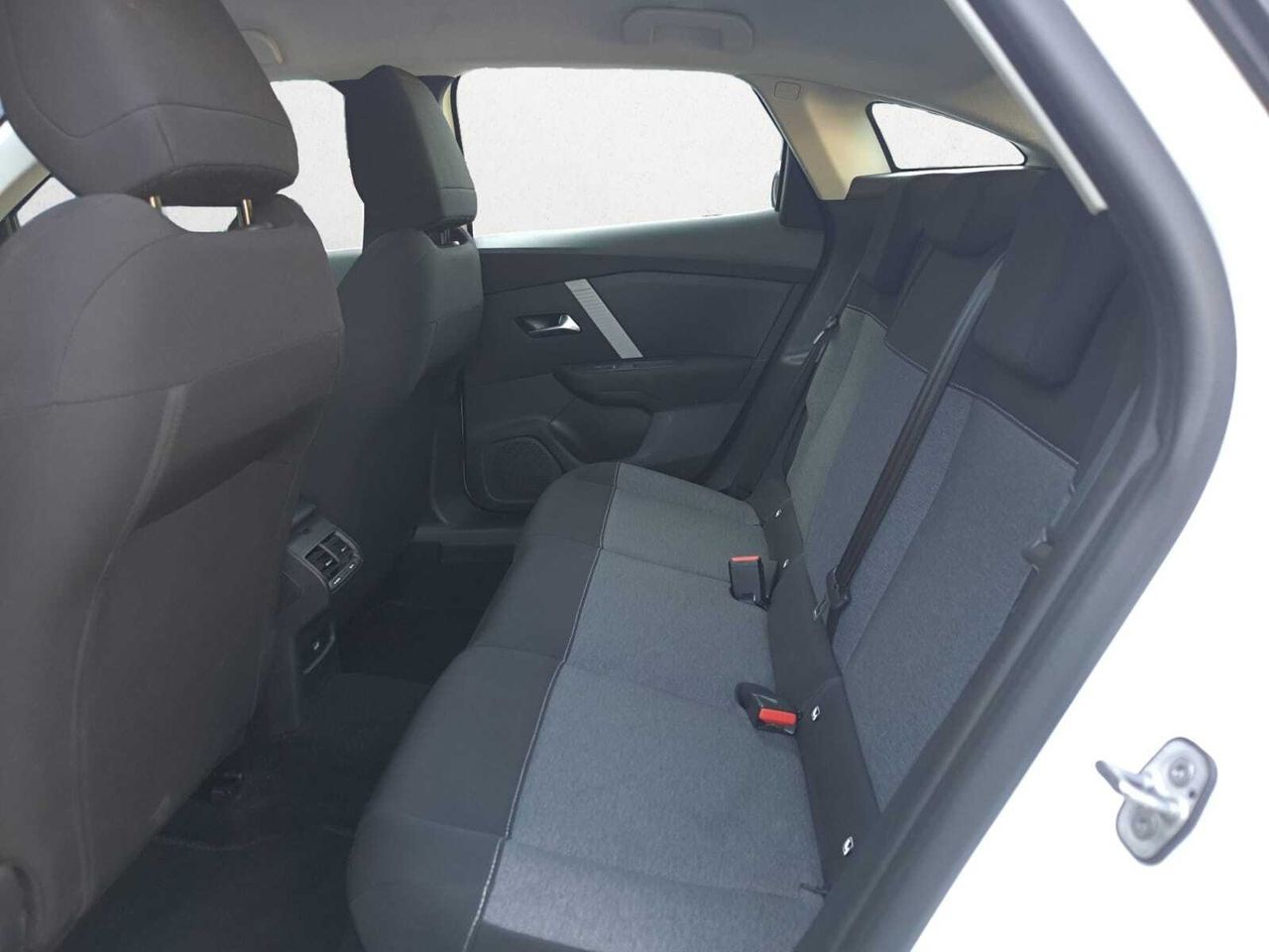 Citroën C4 FEEL BLUE HDI 110 CV  - Foto 2