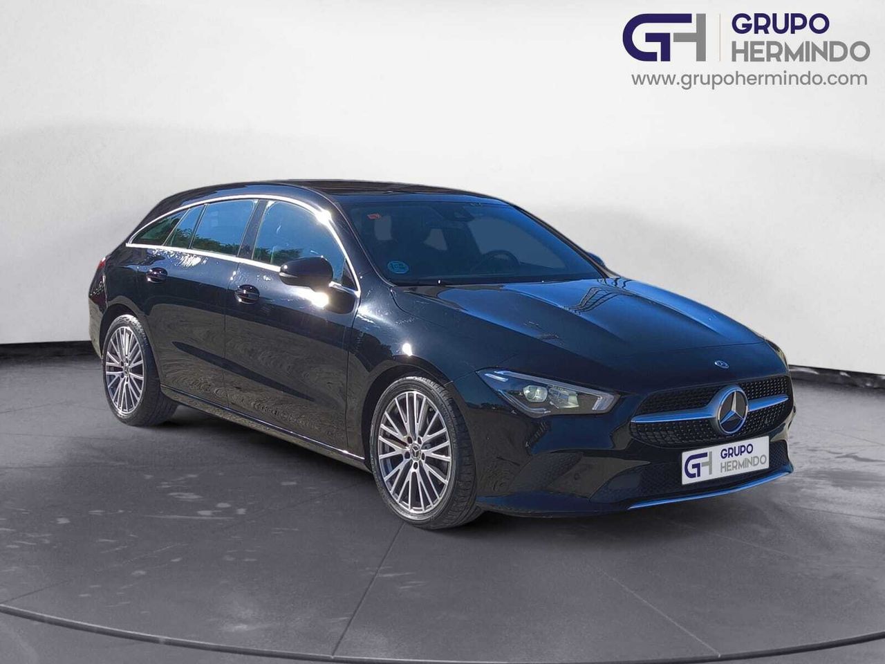 Mercedes CLA 200 D DCT SHOOTING BRAKE + PAQ ADVANTAGE+ SMARTPHONE  - Foto 2