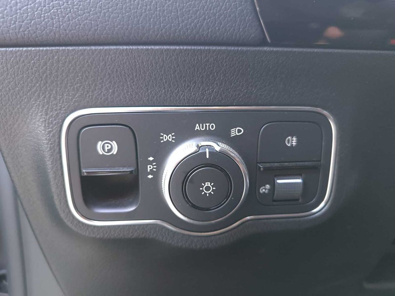 Mercedes GLA 200 D  - Foto 2