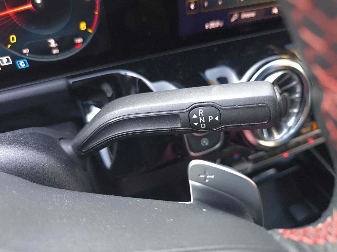 Mercedes GLA 200 D  - Foto 2