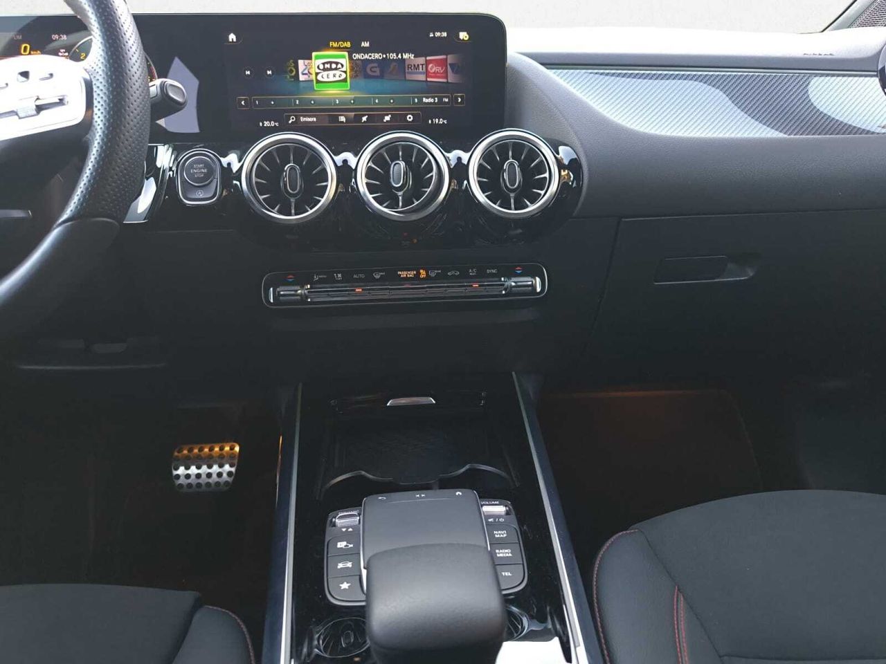 Mercedes GLA 200 D  - Foto 2