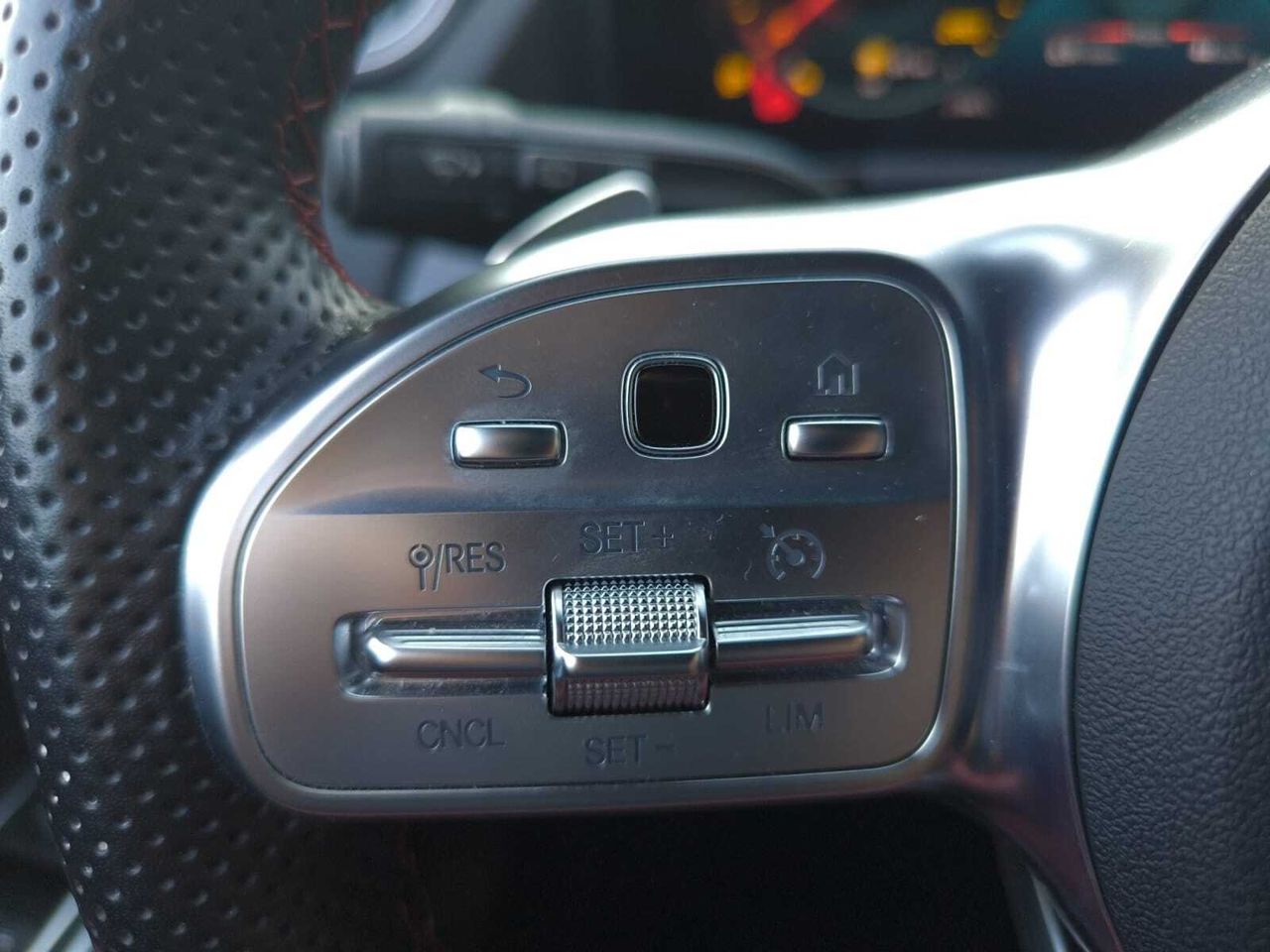 Mercedes GLA 200 D  - Foto 2