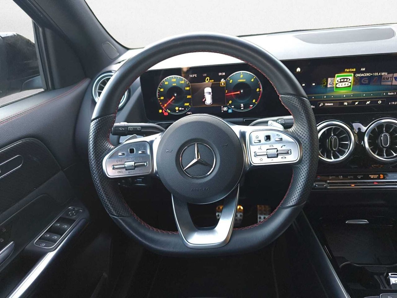 Mercedes GLA 200 D  - Foto 2