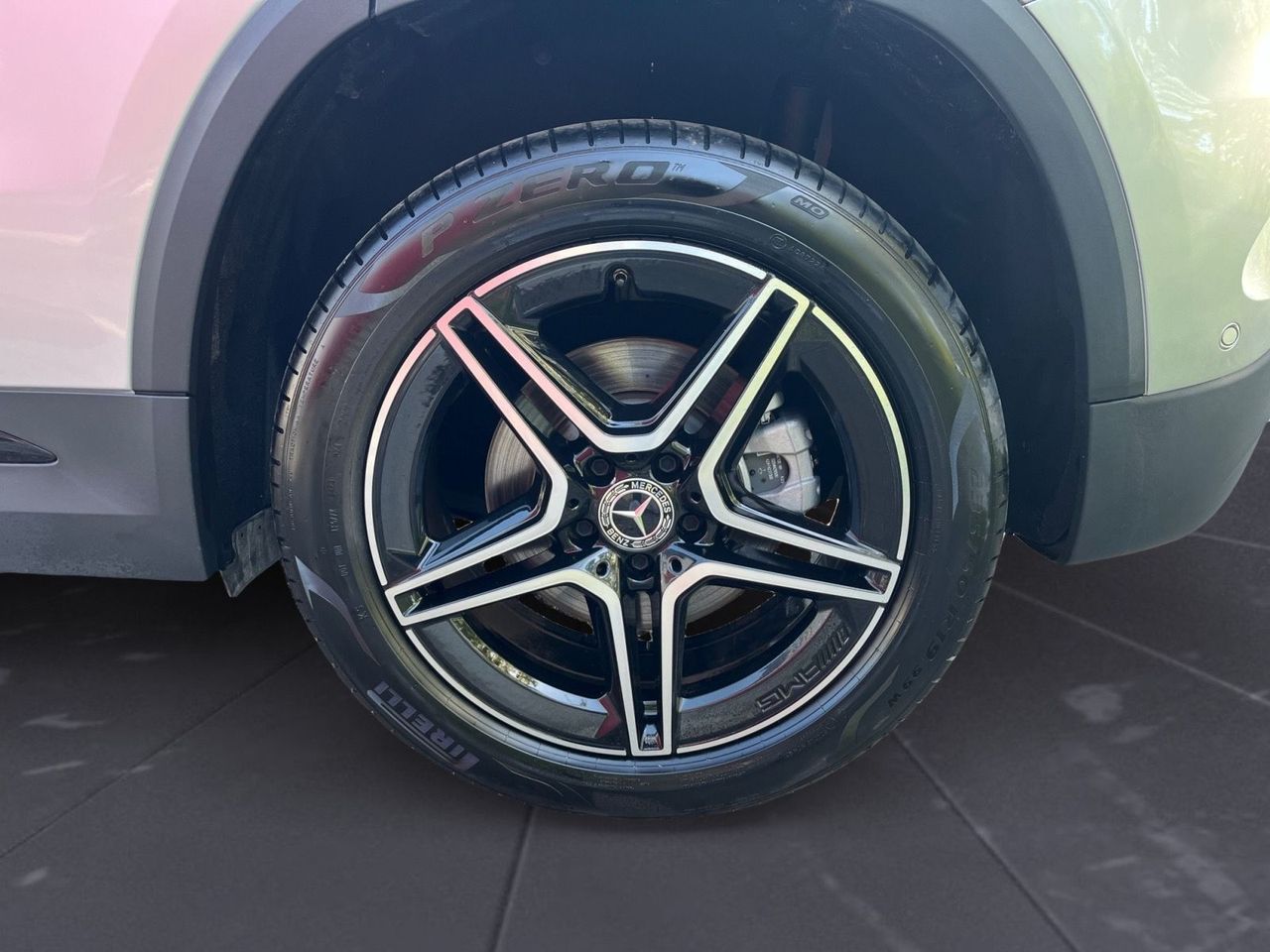 Mercedes GLA 250 e AMG LINE+PAQUETE ADVANTAGE+SMARTPHONE  - Foto 2