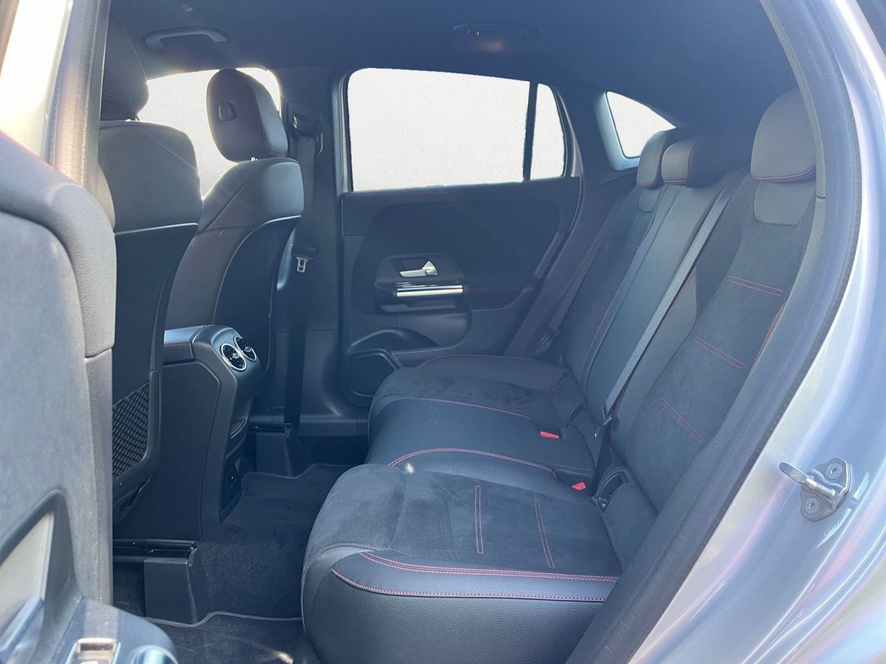 Mercedes GLA 250 e AMG LINE+PAQUETE ADVANTAGE+SMARTPHONE  - Foto 2