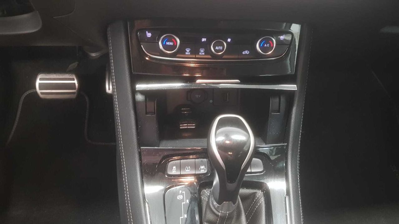 Opel Grandland X 1.6 TURBO ULTIMATE  - Foto 2