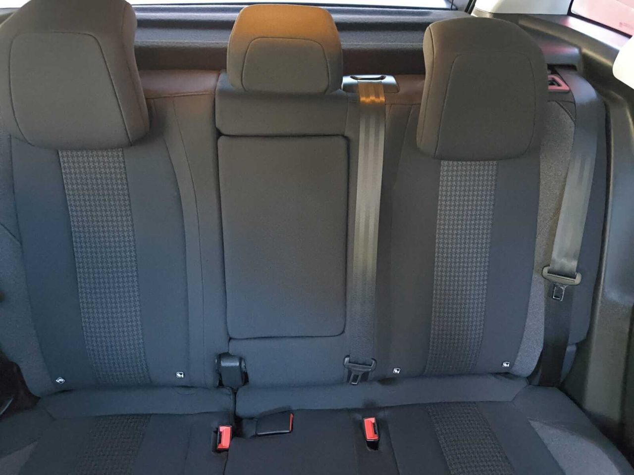 Peugeot 3008 ACTIVE BLUE HDI 130 CV  - Foto 2