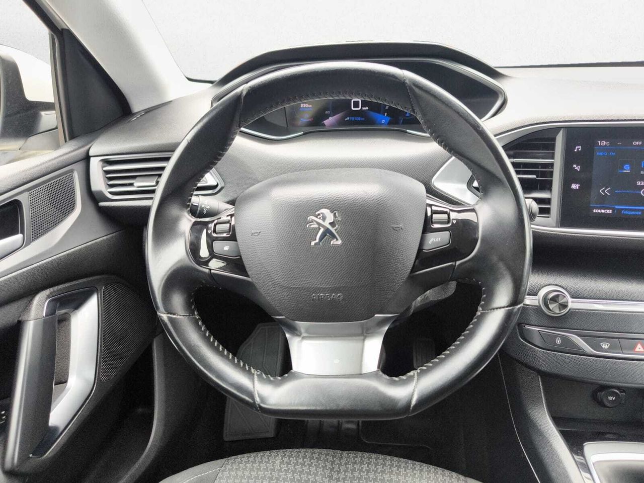 Peugeot 308 ACTIVE PACK BLUE HDI 100 CV  - Foto 2