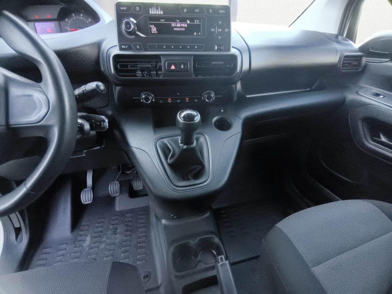 Peugeot Partner PRO STANDARD 600 KG BLUE HDI 100 CV  - Foto 2