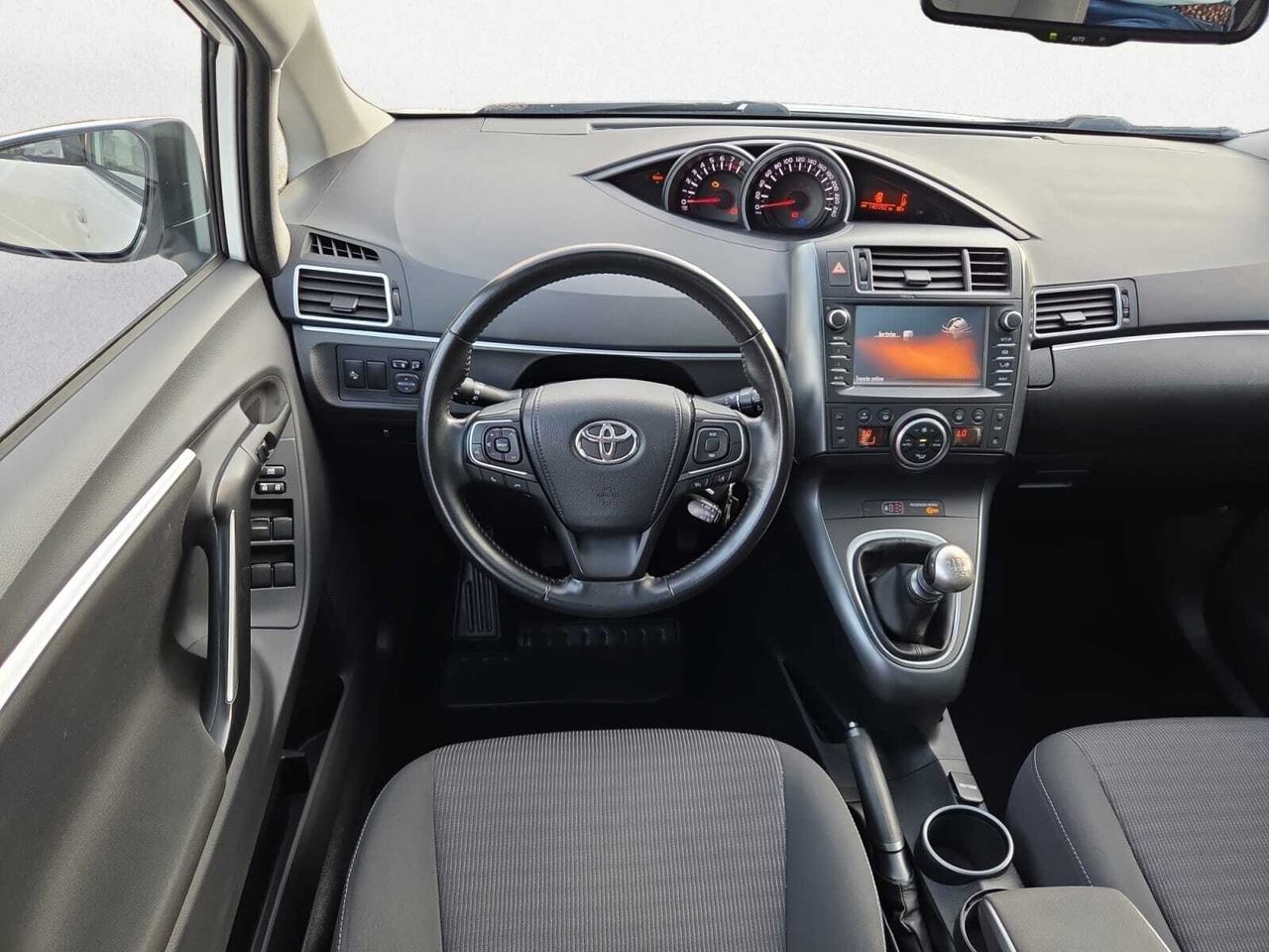 Toyota Verso 1.6 130 CV ADVANCE 7 PLAZAS  - Foto 2