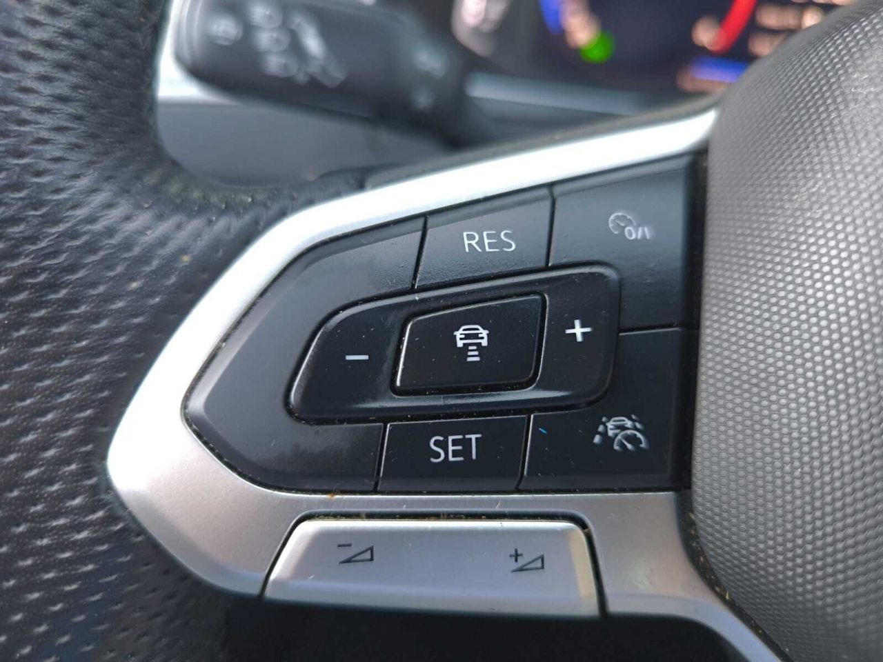 Volkswagen Passat VARIANT R LINE 2.0 TDI 110 KW 150 CV DSG  - Foto 2