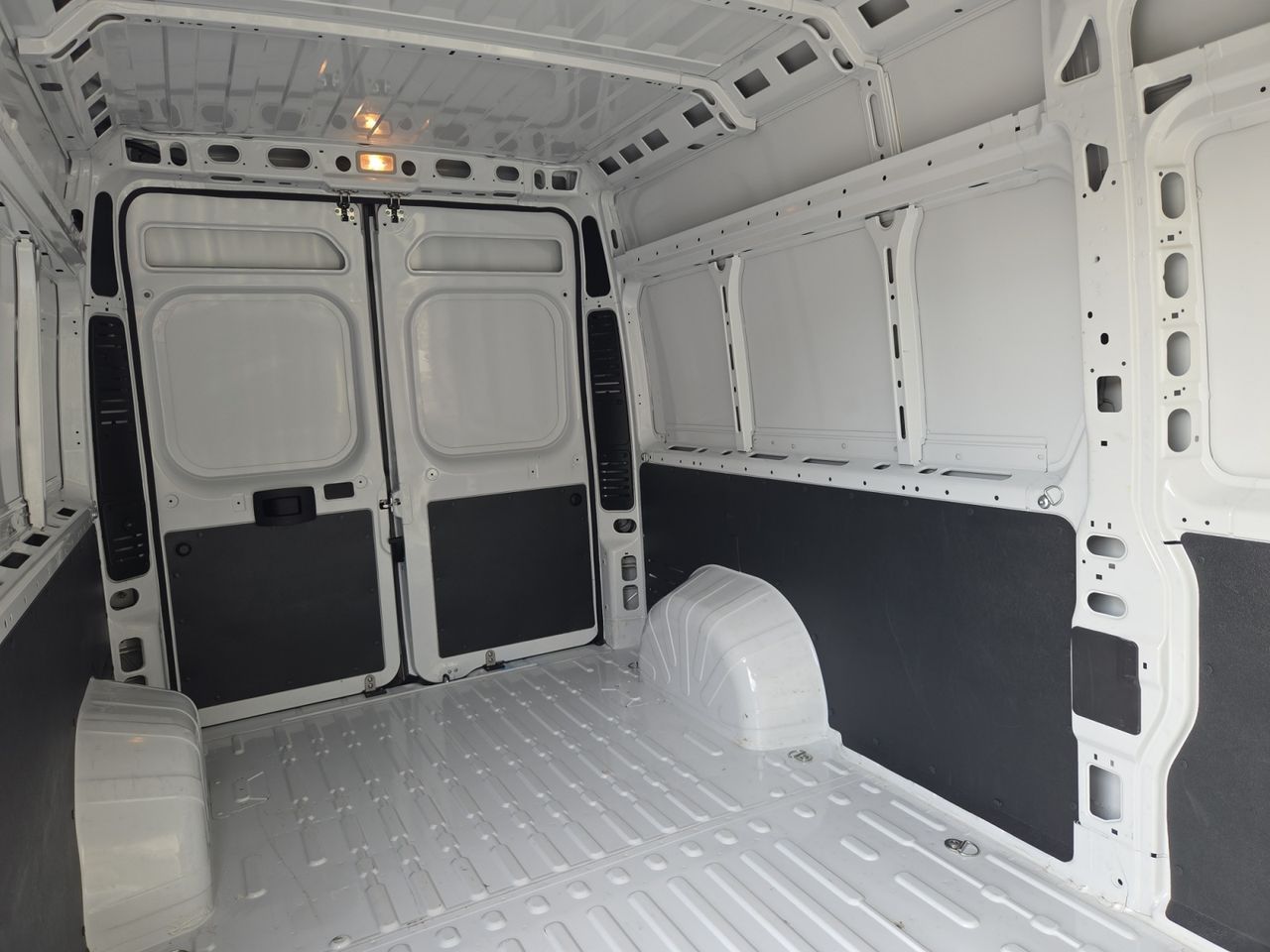 Peugeot Boxer 333 L2 H2  - Foto 2