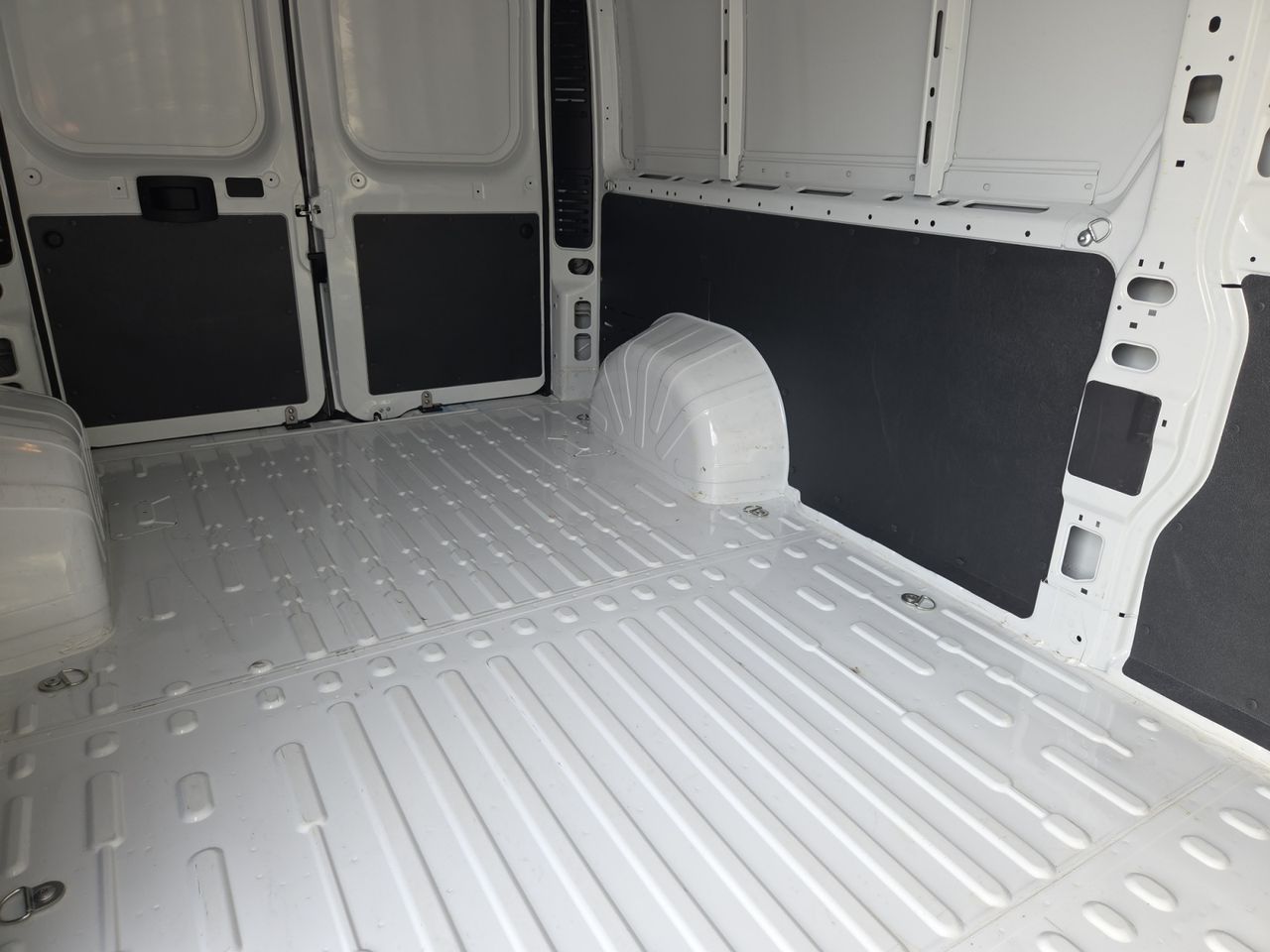 Citroën Jumper 33 l2 h1  140cv   - Foto 2