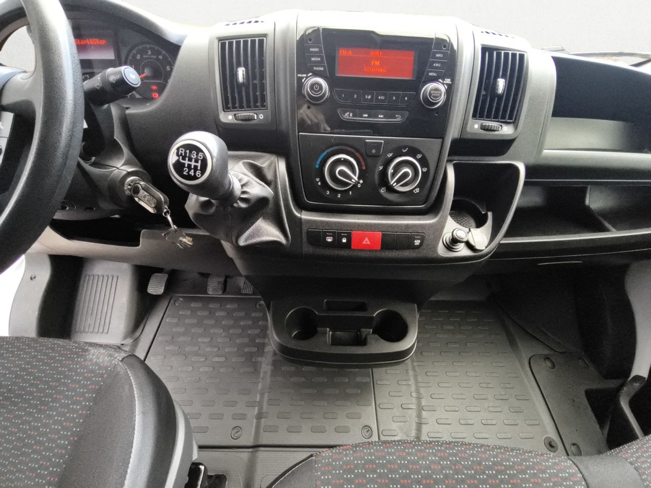 Citroën Jumper 35 L3 H2  165CV  - Foto 2