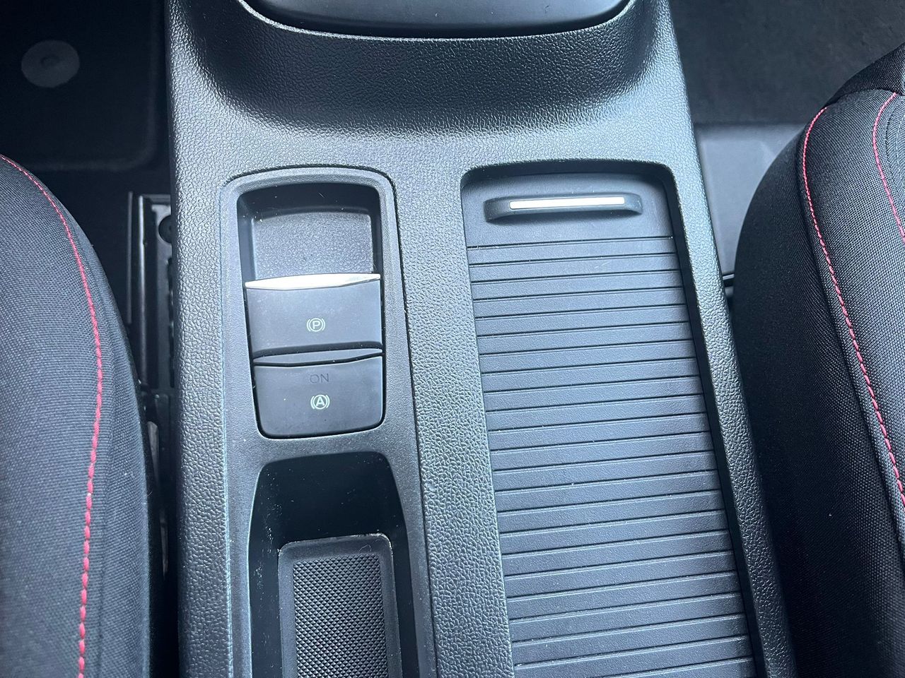 Ford Focus ST LINE ECOBOOST 125 CV  - Foto 2