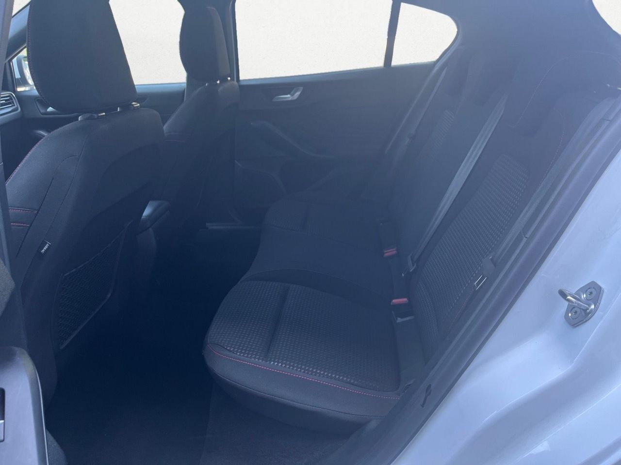 Ford Focus ST LINE ECOBOOST 125 CV  - Foto 2