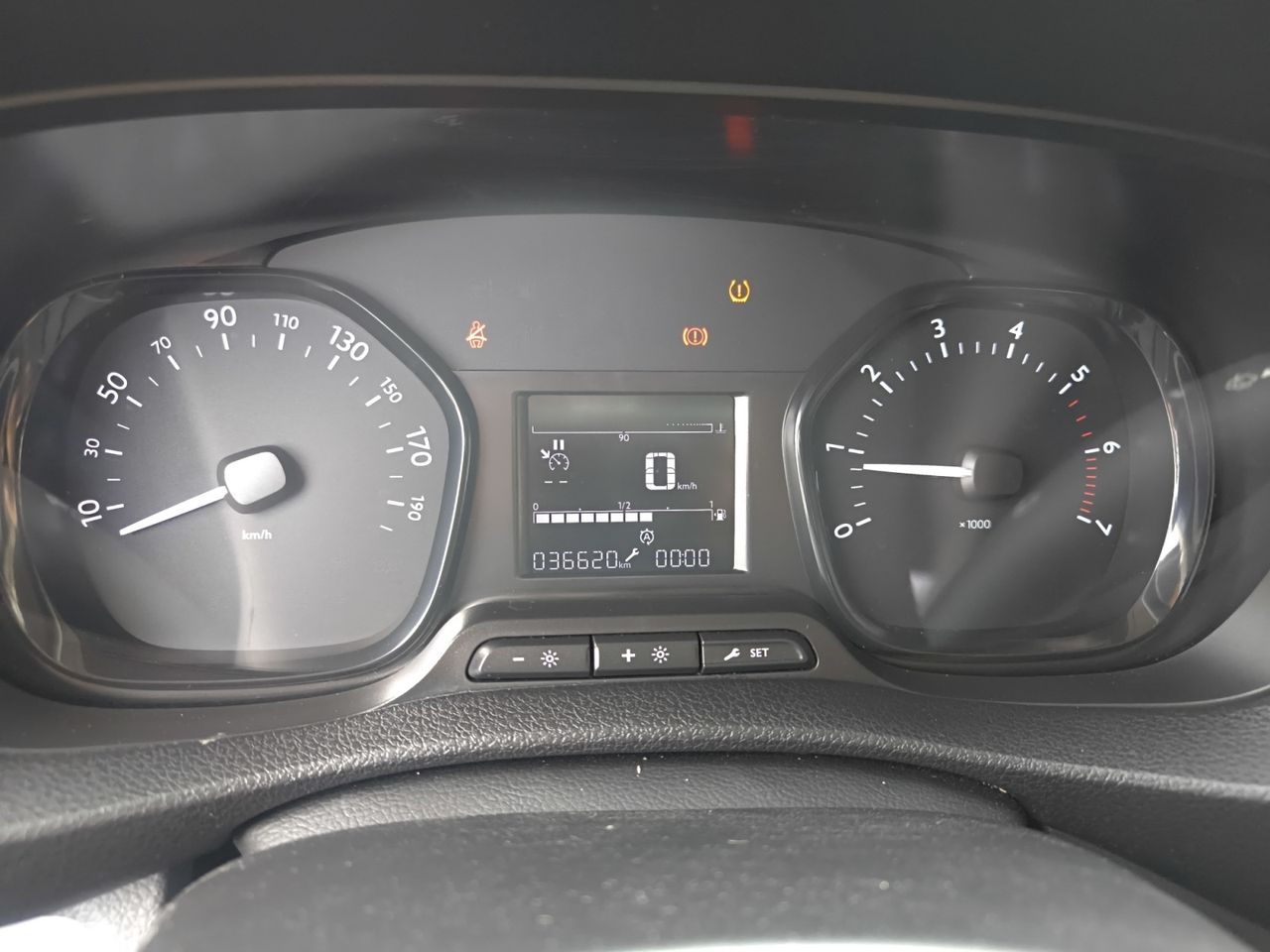 Fiat Scudo BUSSINES 100CV   - Foto 2